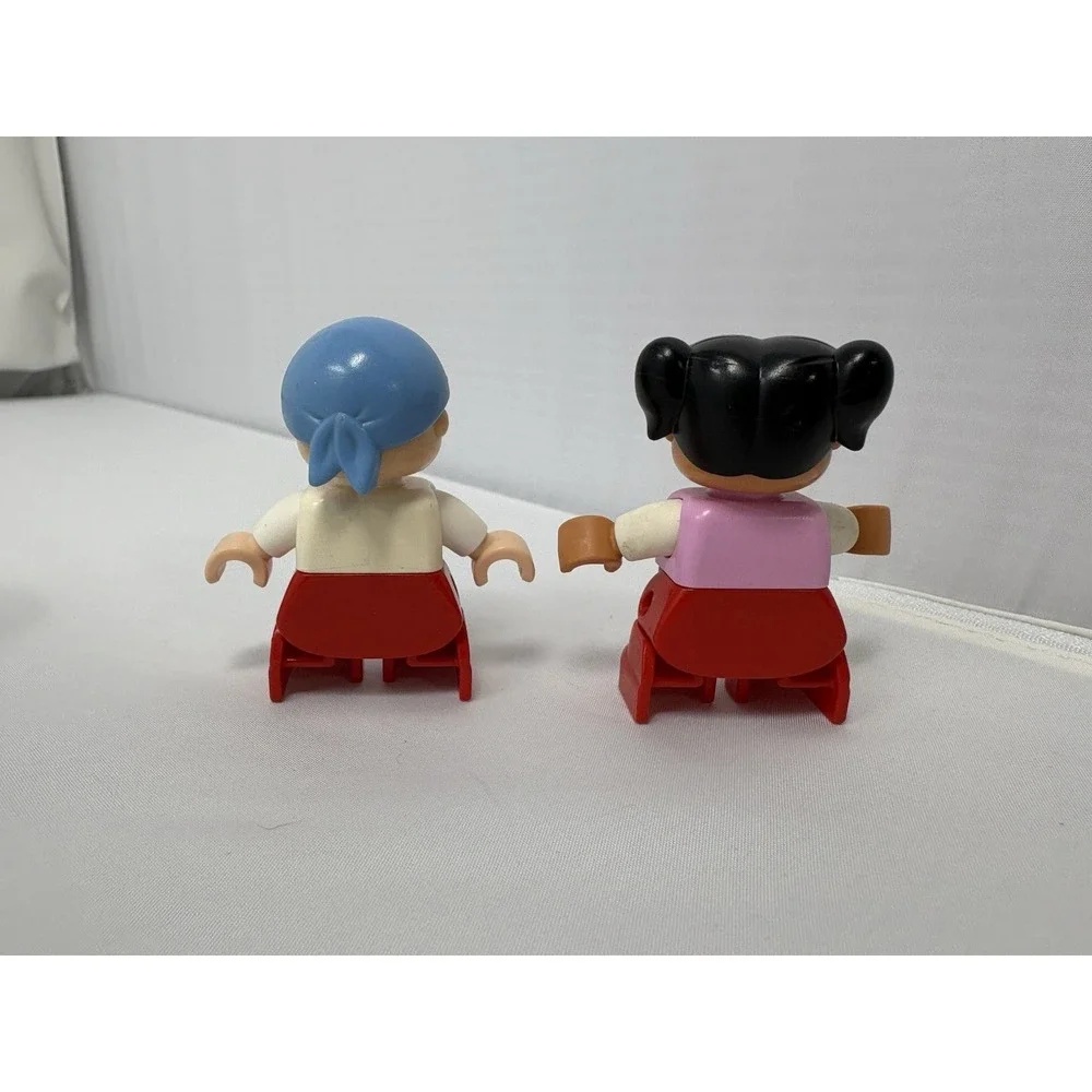 2 LEGO Duplo Creative Building Basket  Minifig 2" Girl Bow Cubby Jake & Pirates - Picture 4 of 9